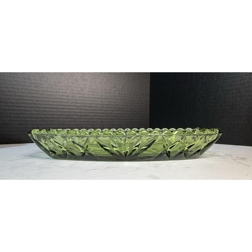 Hazel Atlas Prescut Celery Relish Dish Star And Fan Avocado Green 9 1/2 x 4 1/2